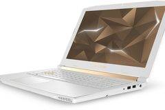 Бял геймърски лаптоп Acer Predator Helios 300 SE
