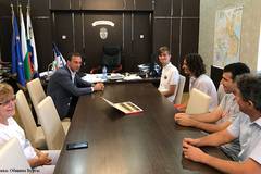 Бургаски математици от националния показаха медалите си в Общината