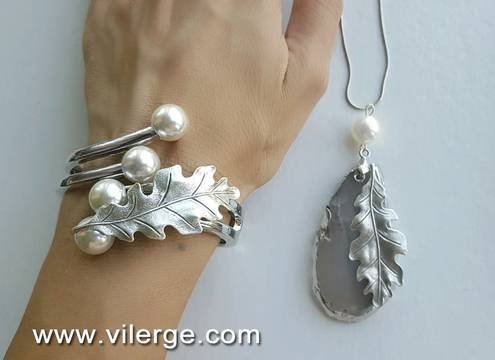 СРЕБЪРНА КОЛЕКЦИЯ БИЖУТА С ПЕРЛИ ЗА ЕСЕН