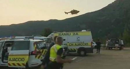 Четирима туристи загинаха след наводненията на остров Корсика