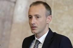 МОН няма да подкрепи проекта на БАН за джендър обучение на учители