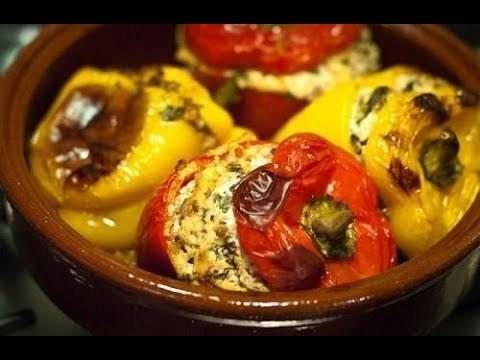 Ароматни пълнени чушки със сирене