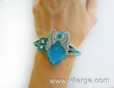 ПРИКАЗНА ЕСЕН ПОСРЕЩНИ С ТОП ГРИВНИ ЗА ЖЕНИ