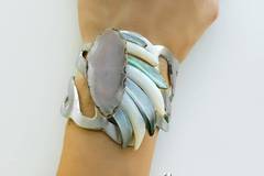 10ТЕ ТОП ГРИВНИ С АХАТ И СЕДЕФ ЗА ЕСЕН