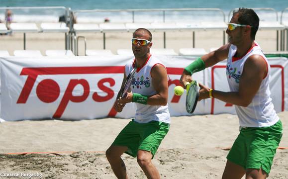 Турнир по плажен тенис събира състезатели от Русия, Украйна и България в Бургас