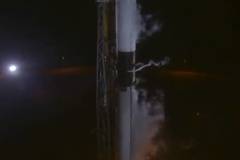 УСПЕХ: СпейсЕкс проведе първия полет на вече употребявана ракета Блок 5 по-малко от три месеца след нейното връщане!
