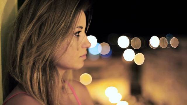 Мъката на една жена: Годеникът ми ме заряза, защото забременях, а собствената ми майка ме изхвърли. Но Господ си знае работата