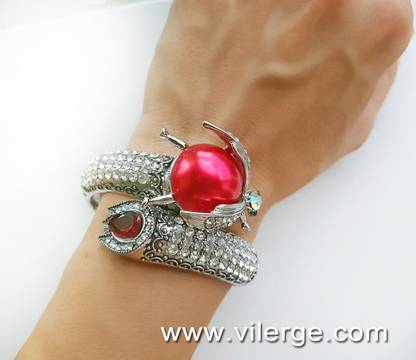 ТОП КОЛЕКЦИЯ ГРИВНИ ЗА ЕСЕНТА И ЖЕНИ