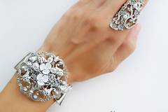 СРЕБЪРНА КОЛЕКЦИЯ ГРИВНИ И ПРЪСТЕНИ ЗА ЕСЕНТА