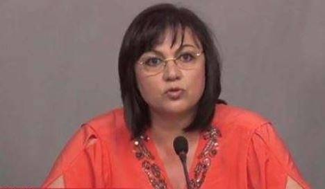 Корнелия Нинова поиска извънредно заседание на парламента