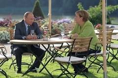 Путин и Меркел разговаряха 3 часа за Сирия, Украйна и „Северен поток” 2