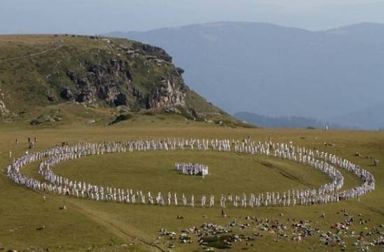 19 август започва Божествената Нова година за дъновистите братя