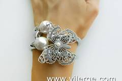 СРЕБЪРНА КОЛЕКЦИЯ ГРИВНИ С ПЕРЛИ ЗА ЕСЕН