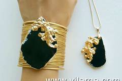 ЗЛАТО ЗА ПРИКАЗНА ЕСЕН С ТОП БИЖУТА