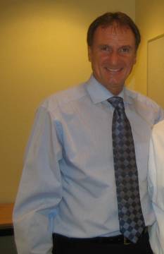 Твърдението на Жозе Моуриньо, че „Ливърпул“ са се опитали да купят титлата в „Премиършип“, е възмутително, твърди легендата…