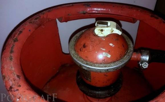 Инцидент с газова бутилка прати възрастен бургазлия в болница