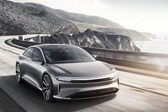 Саудитска Арабия обмисля да купи конкурент на Tesla