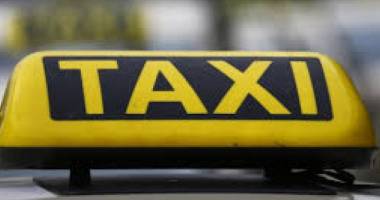 За пример: Трима мъже забелязаха криволичещо такси във Варна, измъкнаха бакшиша и го откараха в районното!