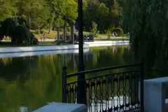 ЗАПЛЕНЯВАЩО КРАСИВО Е ДОБРИЧКОТО ЕЗЕРО ПРЕЗ ЛЯТОТО РАЗЛИЧНИТЕ НОВИНИ-DIFFERENT NEWS