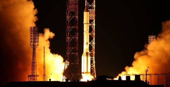 Рогозин ще оправи икономически руската космонавтика до една година