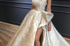 Дълги Елегантни Бални Рокли