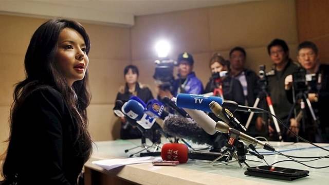 Пекин заплашва роднини у дома, за да контролира и заглушава китайци в чужбина