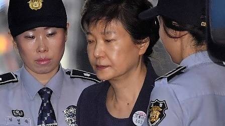 Удължиха присъдата на бившия президент на Южна Корея Пак Гън-хе