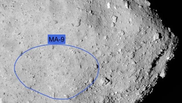 Ръководството на мисия Хаябуса 2 избра местата за кацане на спускаемите апарати