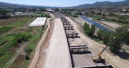 Пускат обществената поръчка за АМ „Струма“ през Кресненското дефиле