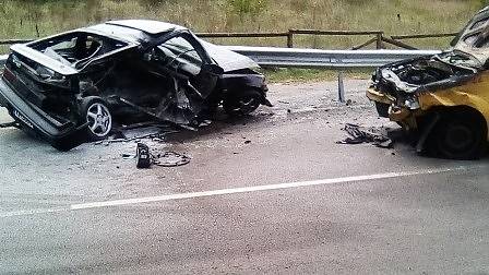 Един човек е загинал в катастрофа между две коли в Дупница