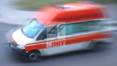 37-годишен шофьор, употребил наркотици, блъсна линейка в София