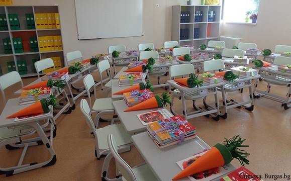 Бургас посреща първия учебен ден с обновени училища и детски градини