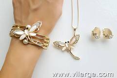 ДИЗАЙНЕРСКА КОЛЕКЦИЯ БИЖУТА ЗА СЕЗОН ЕСЕН