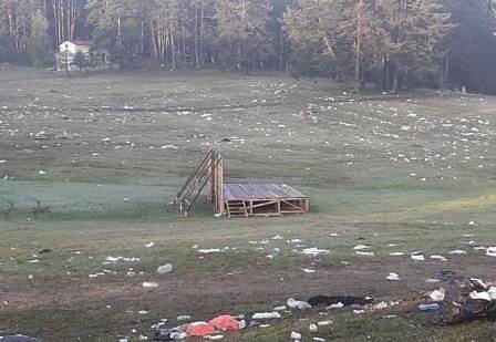 Снимки на замърсени места в Родопите възмутиха социалните мрежи