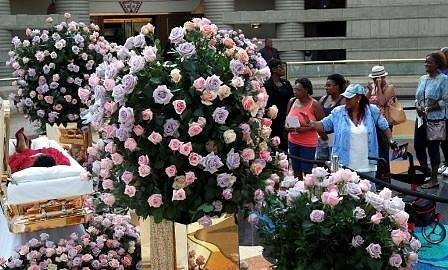 В Детройт започна поклонението пред тленните останки на Арета Франклин