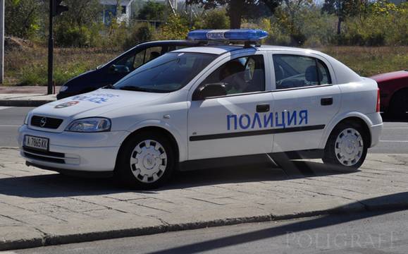 Бургазлия потроши колата на великотърновец след спречкване на пътя