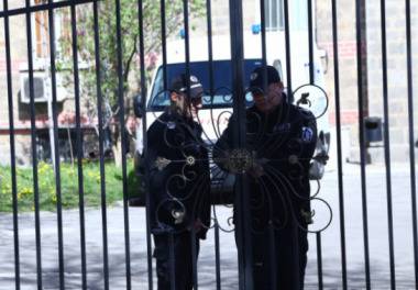 Прокуратурата потвърди новината на БЛИЦ: Инспектор от затвора във Варна е арестуван за подкуп!