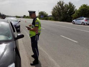 Специализирани операции и ежедневен контрол по пътна безопасност в сливенско