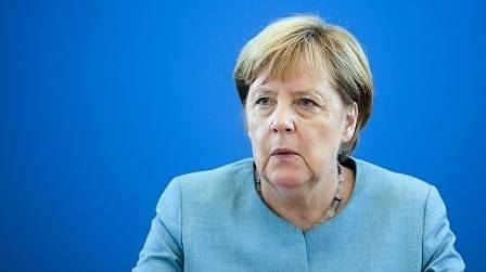 Меркел подкрепи кандидатурата на Манфред Вебер за председател на ЕК