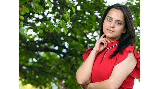 Откровената изповед на осиновено момиче от Сандански, което търси братя и сестри