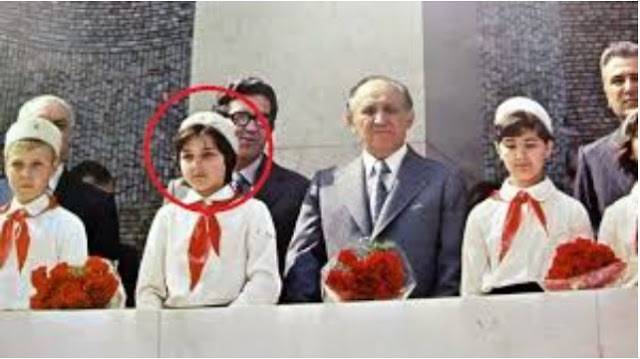 Бивш съученик на Лиляна Павлова: Тази от малка си беше проста, но я бутаха по партийна линия