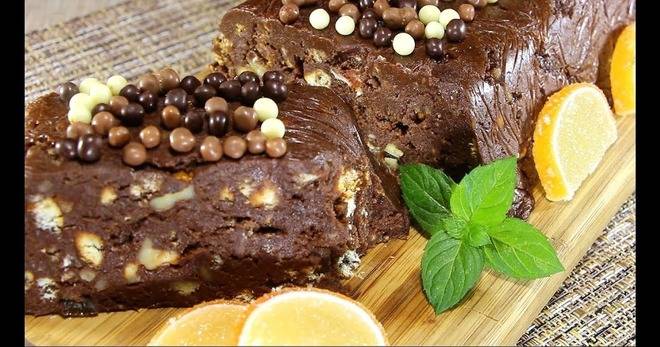 ЛЕСНА ТОРТА С НАТРОШЕНИ БИСКВИТИ