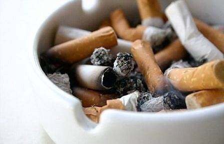 На първо четене: Запазва се забраната за пушене на закрити места