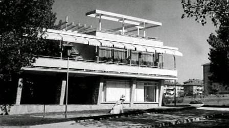 Разрушиха емблематичната за София сладкарница „Феята“