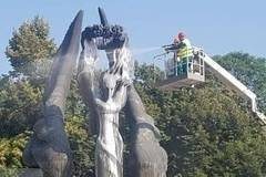 Тази година паметникът на Съединението в Пловдив ухае на жасмин