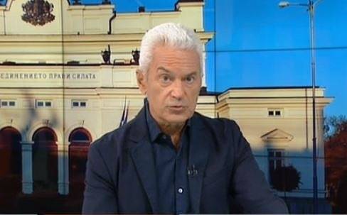 Сидеров: Не сме във властта да затваряме заведения