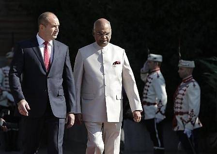 Историческа визита: Индийският президент е на посещение в България