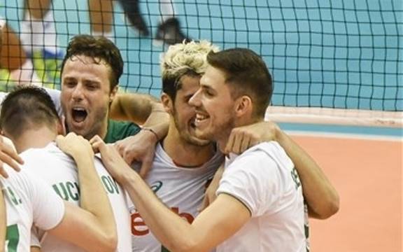 5 дни преди Световното: Овации за младия български диригент Георги Сеганов!