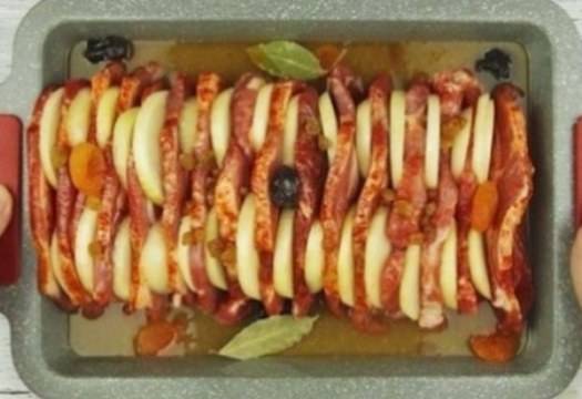 Рецепта от XIV век предизвика истински фурор! Пробвате ли я веднъж и вие само така ще приготвяте месото!