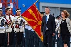 Столтенберг: Надявам се при следващата ми визита Македония да е член на НАТО